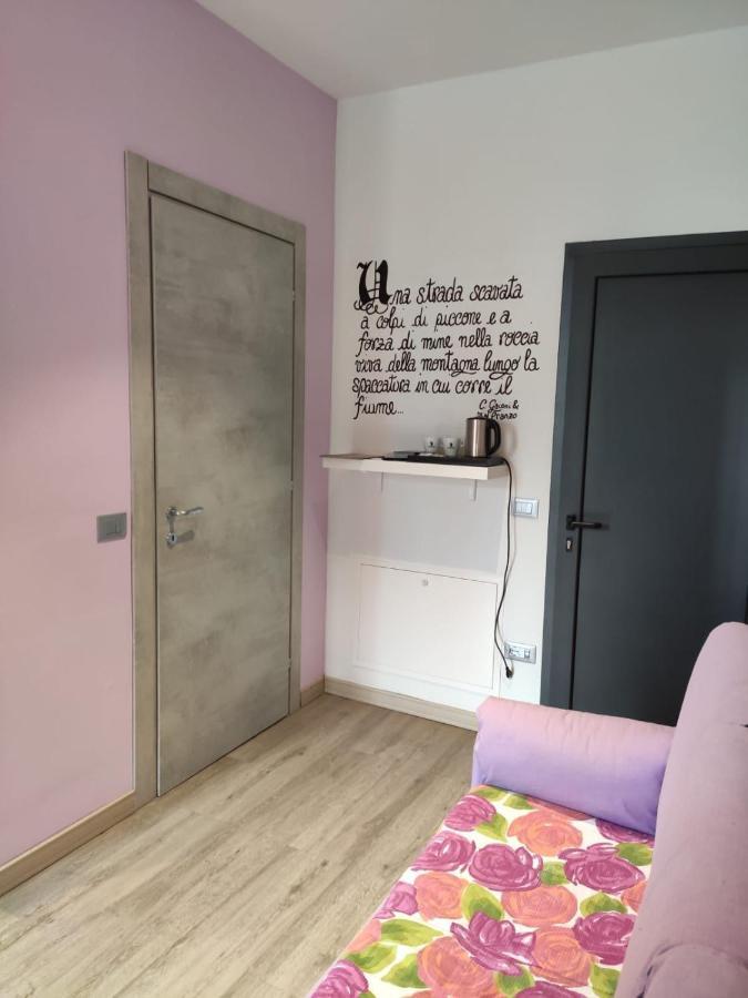 קמפיונה דל גארדה Antica Campione Rooms & Hostel מראה חיצוני תמונה