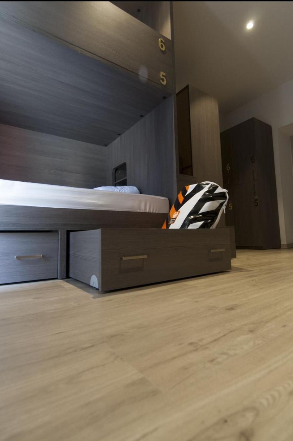 קמפיונה דל גארדה Antica Campione Rooms & Hostel מראה חיצוני תמונה